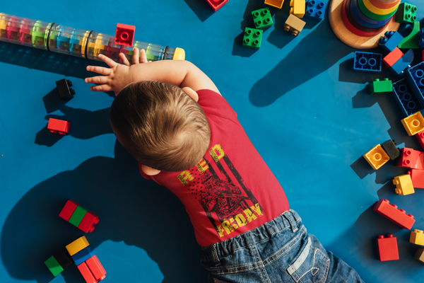 Red Friday Remember Everyone Deployed Youth T-shirt